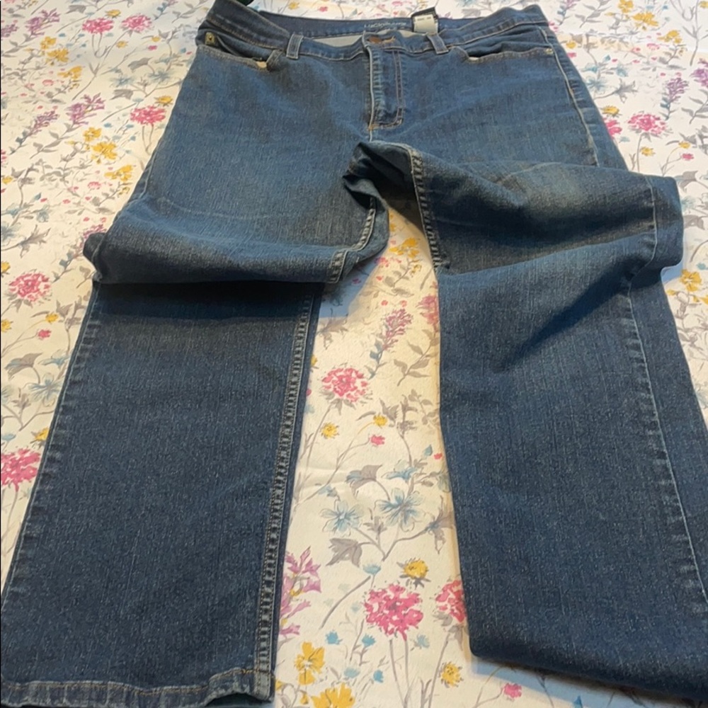 Liz Claiborne Hepburn jeans.  Size 14 Reg.  Good used condition.